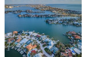 371 BATH CLUB BOULEVARD, NORTH REDINGTON BEACH, FL 33708 Sold 12/20/24