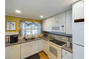 12501 ULMERTON ROAD, LARGO, FL 33774 Sold 05/07/25