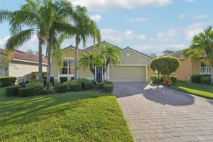 6419 43RD COURT, SARASOTA, FL 34243 Sold 05/02/25