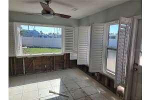 699 140TH AVENUE, MADEIRA BEACH, FL 33708 Sold 03/25/25