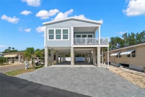 563 MOUNT PINEY AVENUE, ST PETERSBURG, FL 33702 Sold 01/22/25