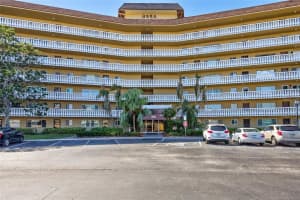 8950 PARK BOULEVARD, SEMINOLE, FL 33777 Sold 03/04/25