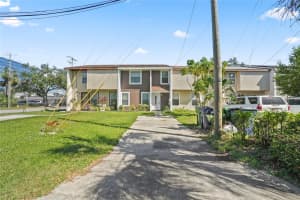 204 MALCOLM COURT, TAMPA, FL 33609 Sold 11/27/24