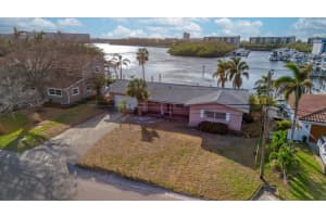 1351 SEA GULL DRIVE, SAINT PETERSBURG, FL 33707 Sold 01/24/25