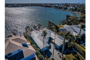 501 HARBOR DRIVE, BELLEAIR BEACH, FL 33786 Sold 04/03/25