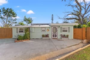806 BAMBOO DRIVE, SAINT PETERSBURG, FL 33707 Sold 04/18/25