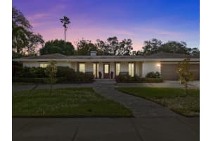 409 PALMETTO ROAD, BELLEAIR, FL 33756 Sold 12/09/24
