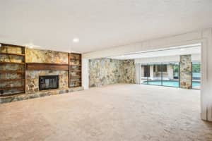 2101 COUNTRY CLUB COURT, PLANT CITY, FL 33566 Sold 03/07/25
