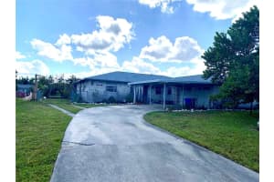 808 WHITE HERON BOULEVARD, RUSKIN, FL 33570 Sold 02/24/25