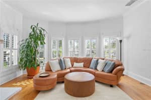 1718 1ST STREET, SAINT PETERSBURG, FL 33704 Sold 04/02/25