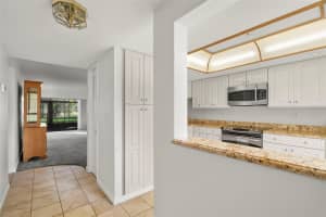 165 LAKEVIEW WAY, OLDSMAR, FL 34677 Sold 06/26/25
