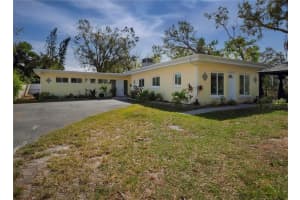 918 ALCAZAR WAY, ST PETERSBURG, FL 33705 Sold 01/21/25