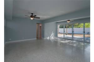 918 ALCAZAR WAY, ST PETERSBURG, FL 33705 Sold 01/21/25