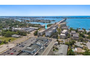 131 BLUFF VIEW DRIVE, BELLEAIR BLUFFS, FL 33770 Sold 11/27/24