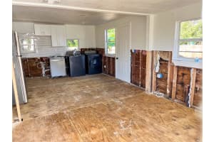1725 FREEMAN STREET, SAINT PETERSBURG, FL 33701 Sold 02/07/25