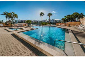 7625 SUN ISLAND DRIVE, SOUTH PASADENA, FL 33707 Sold 02/10/25