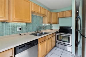 131 114TH TERRACE, ST PETERSBURG, FL 33716 - MLS#MFRTB8317589
