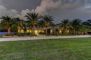 2420 KENT PLACE, CLEARWATER, FL 33764 Sold 06/09/25