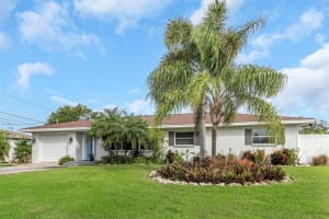 894 JOAN STREET, DUNEDIN, FL 34698 Sold 11/25/24