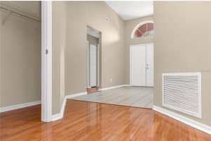 27542 SKY LAKE CIRCLE, WESLEY CHAPEL, FL 33544 - MLS#MFRTB8317727