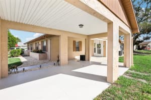 501 FOXGLOVE CIRCLE, SUN CITY CENTER, FL 33573 Sold 12/12/24