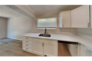 8120 GLENBROOKE PLACE, SARASOTA, FL 34243 Sold 05/20/25