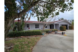 6496 FAIRWAY VIEW BOULEVARD, SAINT PETERSBURG, FL 33707 Sold 01/17/25