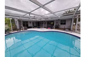 6496 FAIRWAY VIEW BOULEVARD, SAINT PETERSBURG, FL 33707 Sold 01/17/25
