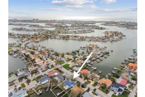 360 79TH STREET, SAINT PETERSBURG, FL 33707 Sold 03/07/25