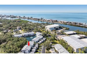 11401 SHIPWATCH LANE, LARGO, FL 33774 Sold 01/31/25