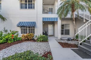 11401 SHIPWATCH LANE, LARGO, FL 33774 Sold 01/31/25