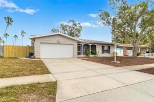 10889 HAMMOCK DR, LARGO, FL 33774 Sold 11/26/24