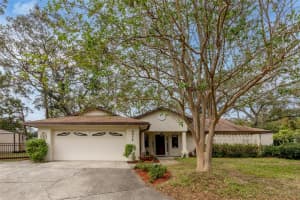 9956 PINE LAKE TRAIL, SAINT PETERSBURG, FL 33708 Sold 01/03/25