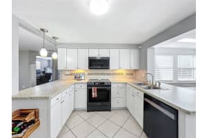 754 MELODY LANE, BRADENTON, FL 34207 Sold 05/08/25