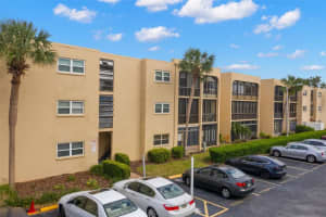 11485 OAKHURST ROAD, LARGO, FL 33774 Sold 08/15/25