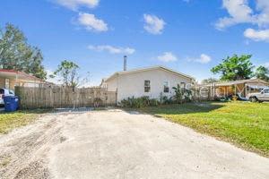 6050 137TH TERRACE, CLEARWATER, FL 33760 Sold 01/03/25