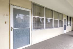 4455 DUHME ROAD, ST PETERSBURG, FL 33708 Sold 03/31/25