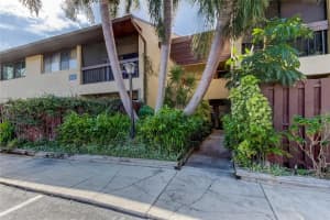 890 VILLAGE DRIVE, ST PETERSBURG, FL 33716 Sold 12/30/24
