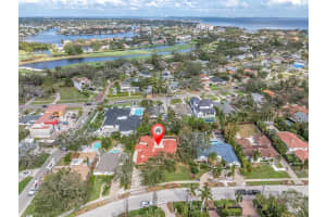 1222 BRIGHTWATERS BOULEVARD, SAINT PETERSBURG, FL 33704 Sold 04/30/25