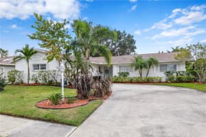 8708 PALISADES DRIVE, TAMPA, FL 33615 Sold 02/27/25
