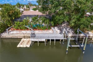 8708 PALISADES DRIVE, TAMPA, FL 33615 Sold 02/27/25