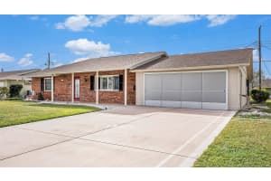 618 OAKMONT AVENUE, SUN CITY CENTER, FL 33573 Sold 01/24/25