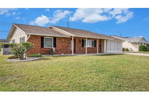 618 OAKMONT AVENUE, SUN CITY CENTER, FL 33573 Sold 01/24/25
