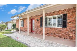 618 OAKMONT AVENUE, SUN CITY CENTER, FL 33573 Sold 01/24/25