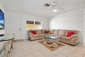 8214 DENISE DRIVE, SEMINOLE, FL 33777 Sold 12/06/24