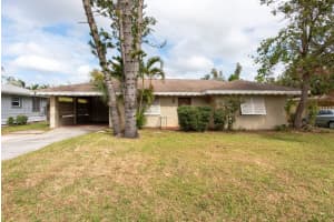 2153 SUNNYSIDE LANE, SARASOTA, FL 34239 Sold 12/29/24