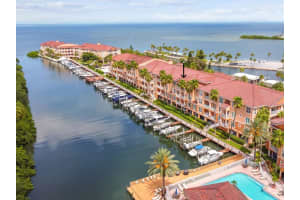 5000 CULBREATH KEY WAY, TAMPA, FL 33611 Sold 02/14/25