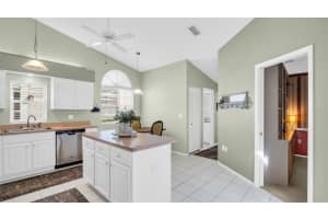 3865 DARSTON STREET, PALM HARBOR, FL 34685 Sold 01/31/25