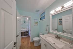 221 SHERWOOD DRIVE, BRADENTON, FL 34210 Sold 12/27/24