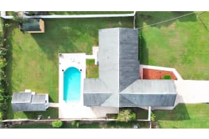 2109 CLIFTON DR, VALRICO, FL 33594 Sold 02/28/25